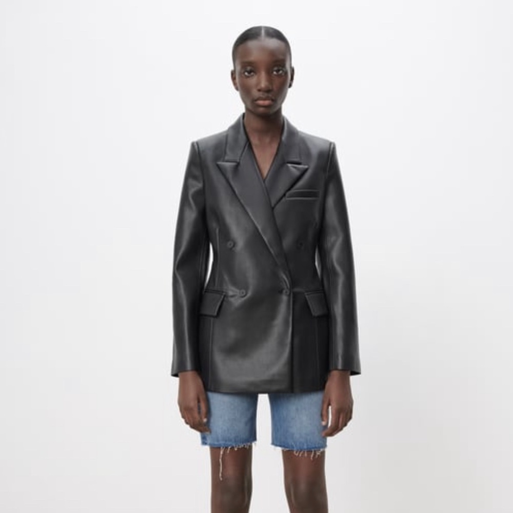 HOST PICK 🎁🎁  Zara Leather Blazer